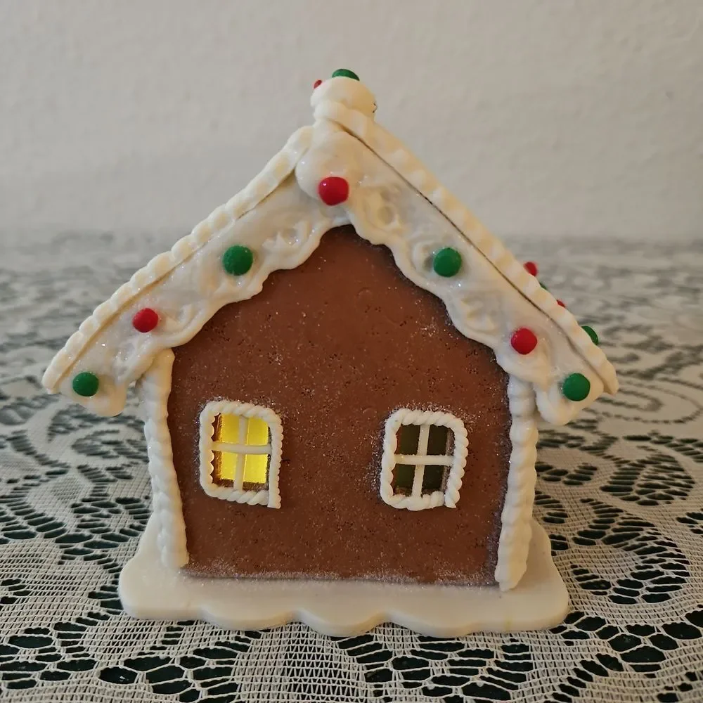 Valerie Parr Hill Lighted Glitter Gingerbread Christmas Cottage House Decor